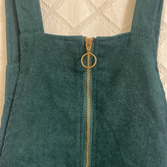 Overall dress - Picture 2 of 3